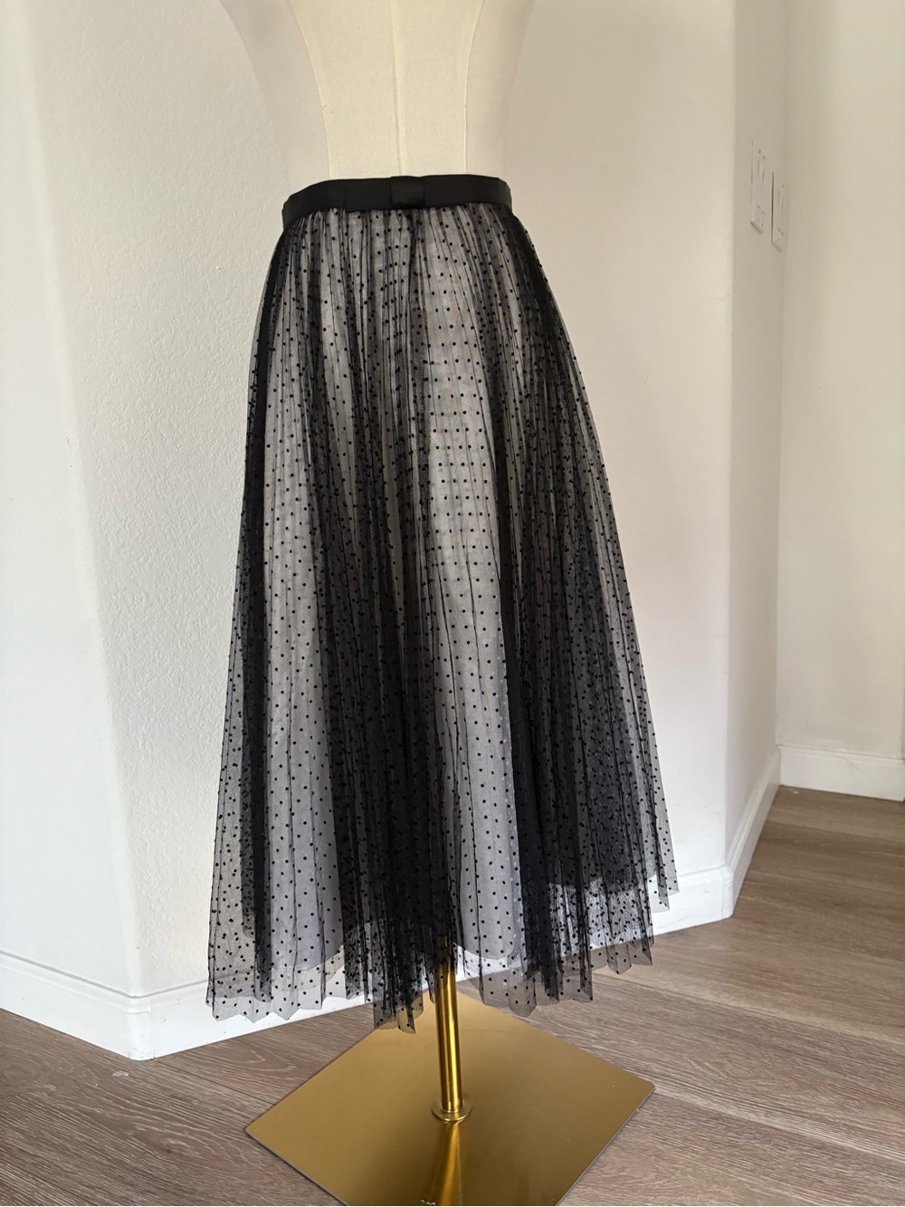 White House Black Market Black Polka Dot Tulle Midi Skirt